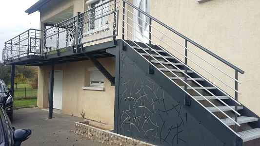 Gensbittel - Fabrication d’escaliers métalliques sur mesure dans le Haut-Rhin, à Mulhouse, Colmar, Belfort