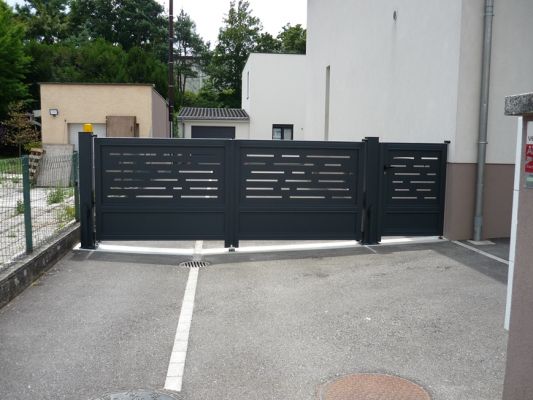 Gensbittel - Gensbittel ; fabrication de portails en alu sur mesure à Colmar, à Mulhouse, dans le Haut-Rhin (68)