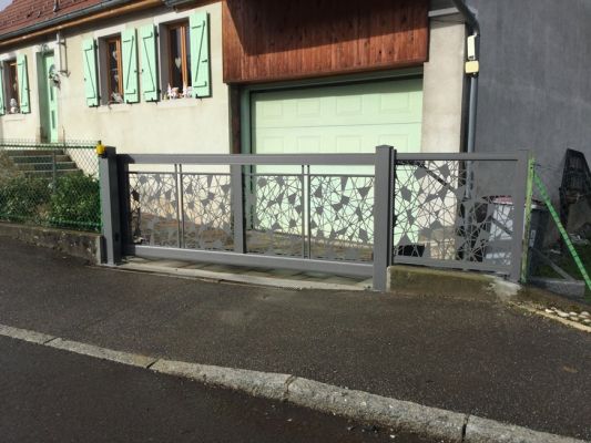 Gensbittel - Gensbittel ; fabrication de portails en alu sur mesure à Colmar, à Mulhouse, dans le Haut-Rhin (68)
