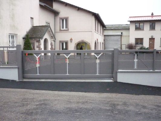 Gensbittel - Gensbittel ; fabrication de portails en alu sur mesure à Colmar, à Mulhouse, dans le Haut-Rhin (68)