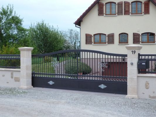 Gensbittel - Gensbittel ; fabrication de portails en alu sur mesure à Colmar, à Mulhouse, dans le Haut-Rhin (68)