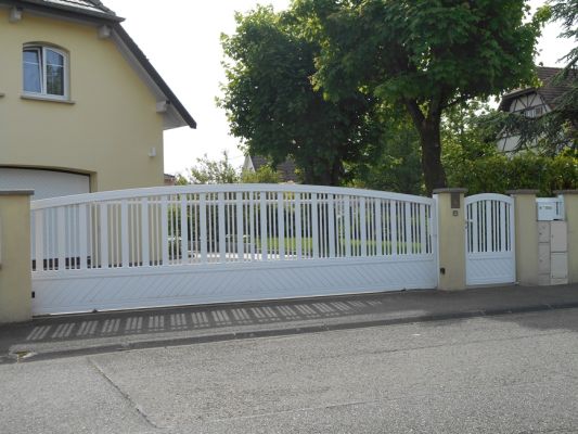 Gensbittel - Gensbittel ; fabrication de portails en alu sur mesure à Colmar, à Mulhouse, dans le Haut-Rhin (68)