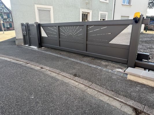 Gensbittel - Gensbittel ; fabrication de portails en alu sur mesure à Colmar, à Mulhouse, dans le Haut-Rhin (68)