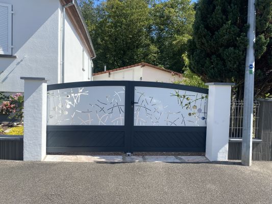 Gensbittel - Gensbittel ; fabrication de portails en alu sur mesure à Colmar, à Mulhouse, dans le Haut-Rhin (68)