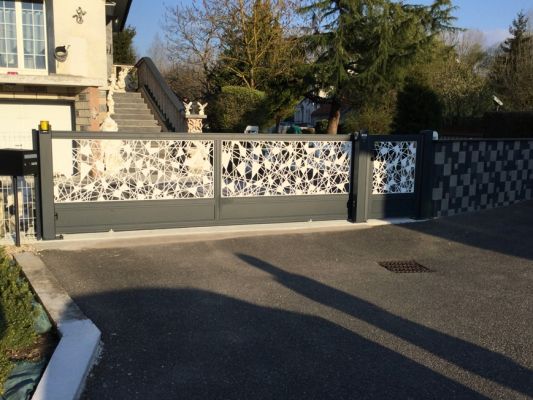 Gensbittel - Gensbittel ; fabrication de portails en alu sur mesure à Colmar, à Mulhouse, dans le Haut-Rhin (68)